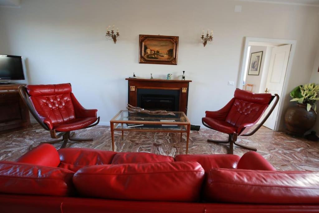 Villa Beatrice Pralormo Eksteriør billede